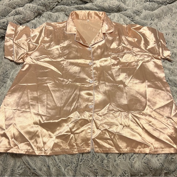 Satin shortie pajamas - Picture 2 of 6